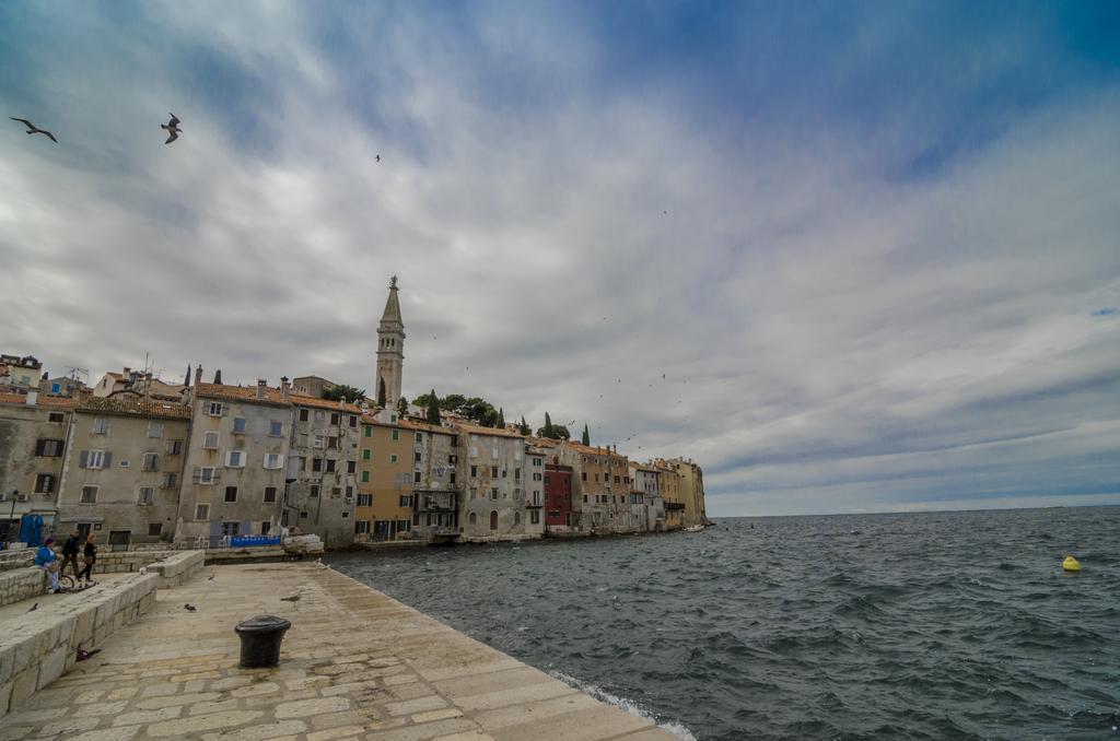 Apartment Sea View Rovinj Exteriör bild