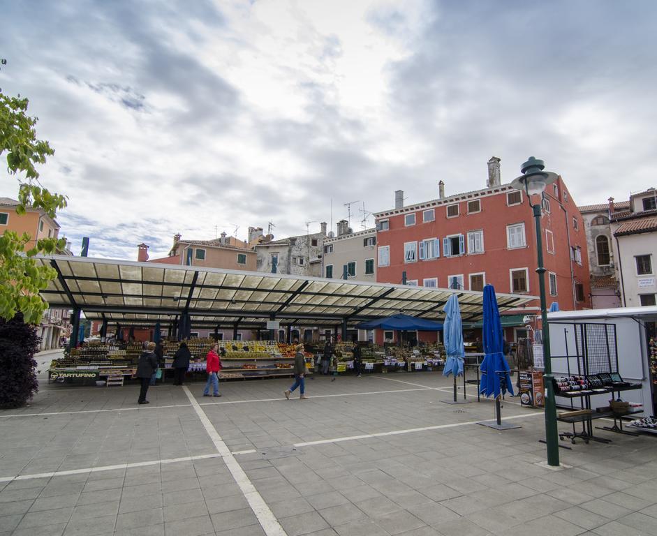 Apartment Sea View Rovinj Exteriör bild